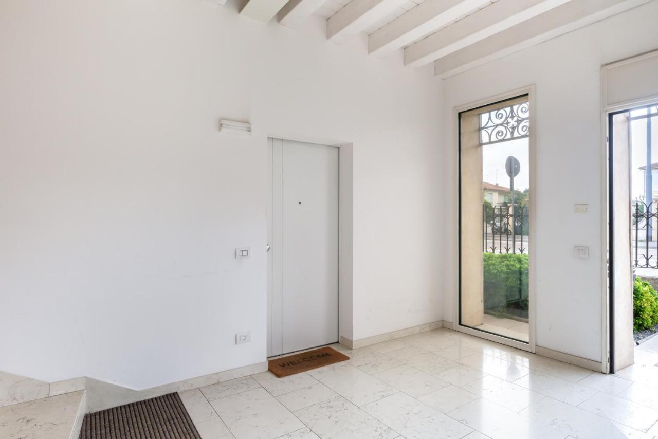 Corte Cappuccina 14 Elegant Apt Con Parcheggio! Apartment Padova Exterior photo